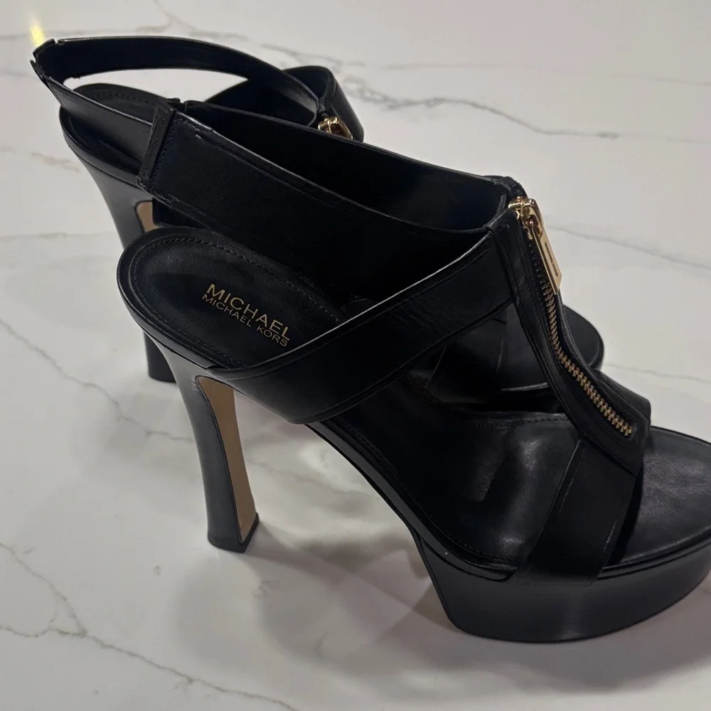 MICHAEL Michael Kors Black Platform Sandal with Gold Zip